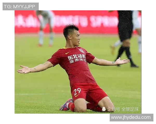 南京足球队以53分领跑总决赛积分榜展现强劲实力