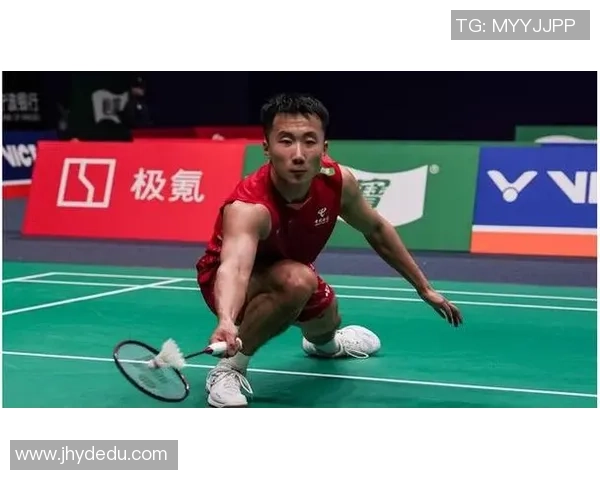 杭州羽毛球队与成都羽毛球队赛后复盘探讨灵活性表现与战术调整