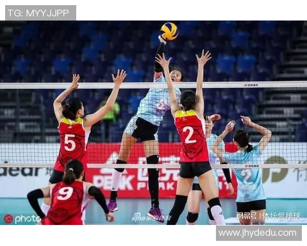 武汉排球队荣登全国排球意识排行榜第七位展现团队实力与潜力 武汉排球队荣登全国排球意识排行榜第七位展现团队实力与潜力