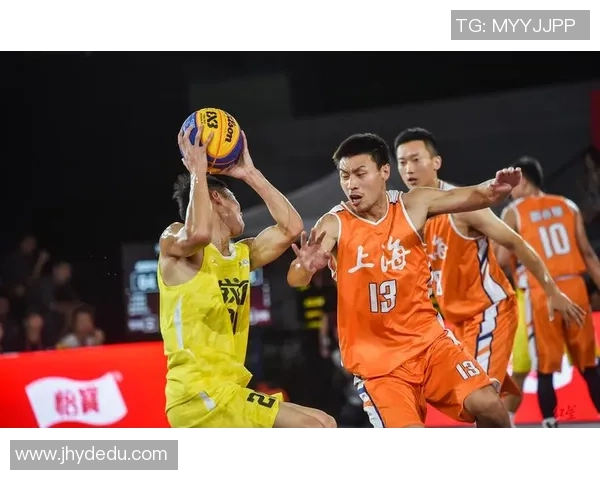 武汉篮球队与成都篮球队赛后技术分析与战术总结